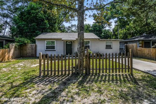 9155 5th Ave, JACKSONVILLE, FL, 32208-2121 | Card Image