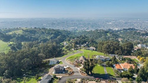 6 Turner Ct, Oakland, CA, 94605 | Card Image