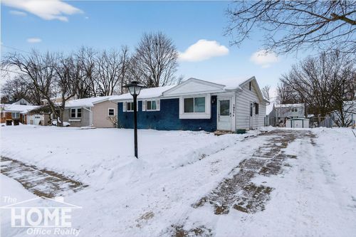 1951 Cromwell St, Holt, MI, 48842-1577 | Card Image