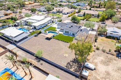 6302 E Cochise Rd, Paradise Valley, AZ, 85253-1252 | Card Image