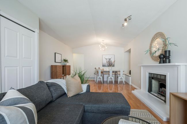 20294 116 B Ave, House other with 3 bedrooms, 2 bathrooms and 4 parking in Maple Ridge BC | Image 9