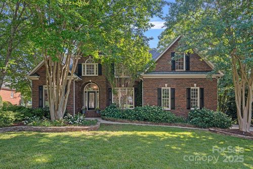 3506 Cardiff Ln, Matthews, NC, 28104-0608 | Card Image