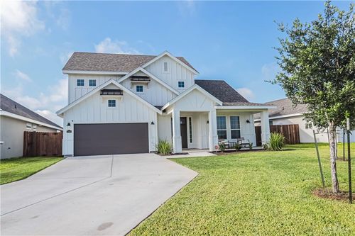 13704 Belle Ct, McAllen, TX, 78504-1327 | Card Image