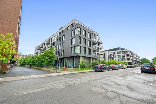 222-10850 Rue Basile-Routhier, Montréal, QC, H2C0A9 | Card Image