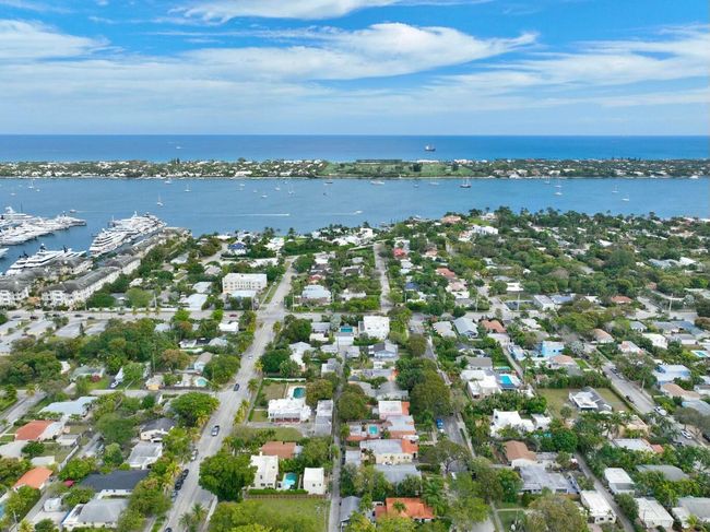 3608 Broadway, House other with 5 bedrooms, 2 bathrooms and null parking in West Palm Beach FL | Image 15