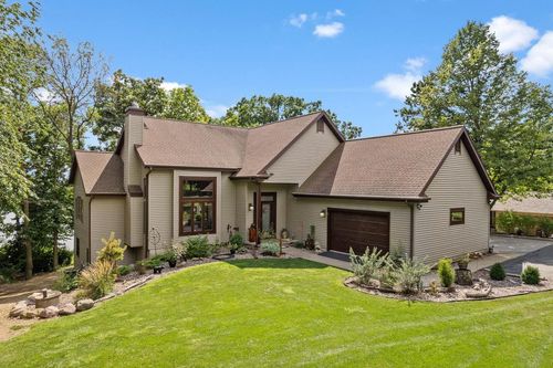 W10725 Wildwood Way, Poynette, WI, 53955-8425 | Card Image