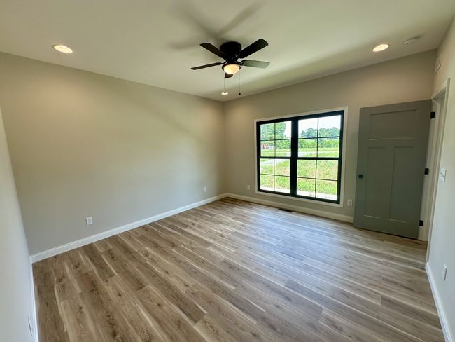 210 Forest Springs Rd, House other with 3 bedrooms, 2 bathrooms and null parking in Scottsville KY | Image 11