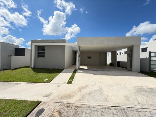 #50 Olympic Hills, LAS PIEDRAS, PR, 00771 | Card Image
