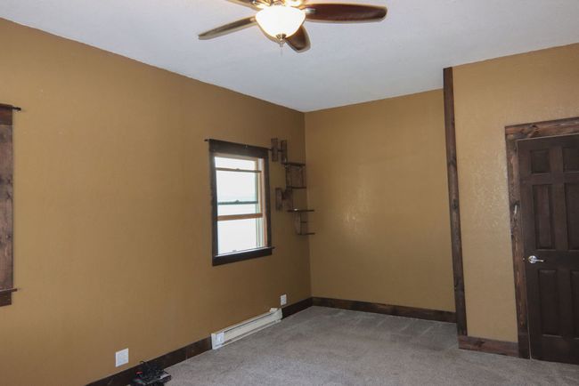 307 S Douglas St, House other with 3 bedrooms, 1 bathrooms and 4 parking in Villa Grove IL | Image 18