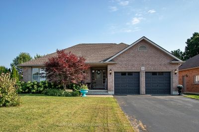 9 Greeneagle Dr, House other with 3 bedrooms, 3 bathrooms and 6 parking in Tillsonburg ON | Image 1