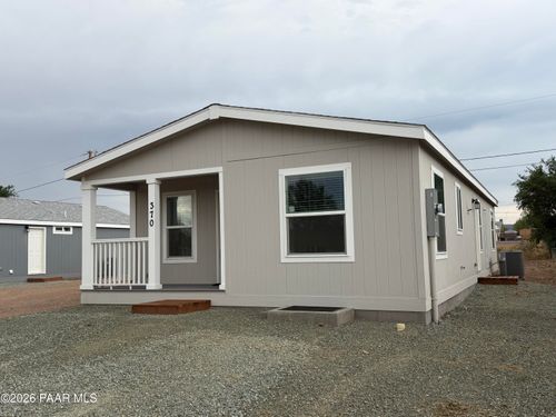 370 W Venice Way, Paulden, AZ, 86334-2895 | Card Image