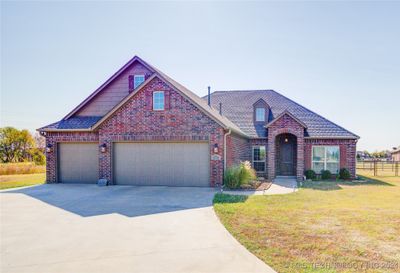 14275 N 64 East Avenue, House other with 4 bedrooms, 2 bathrooms and null parking in Collinsville OK | Image 1