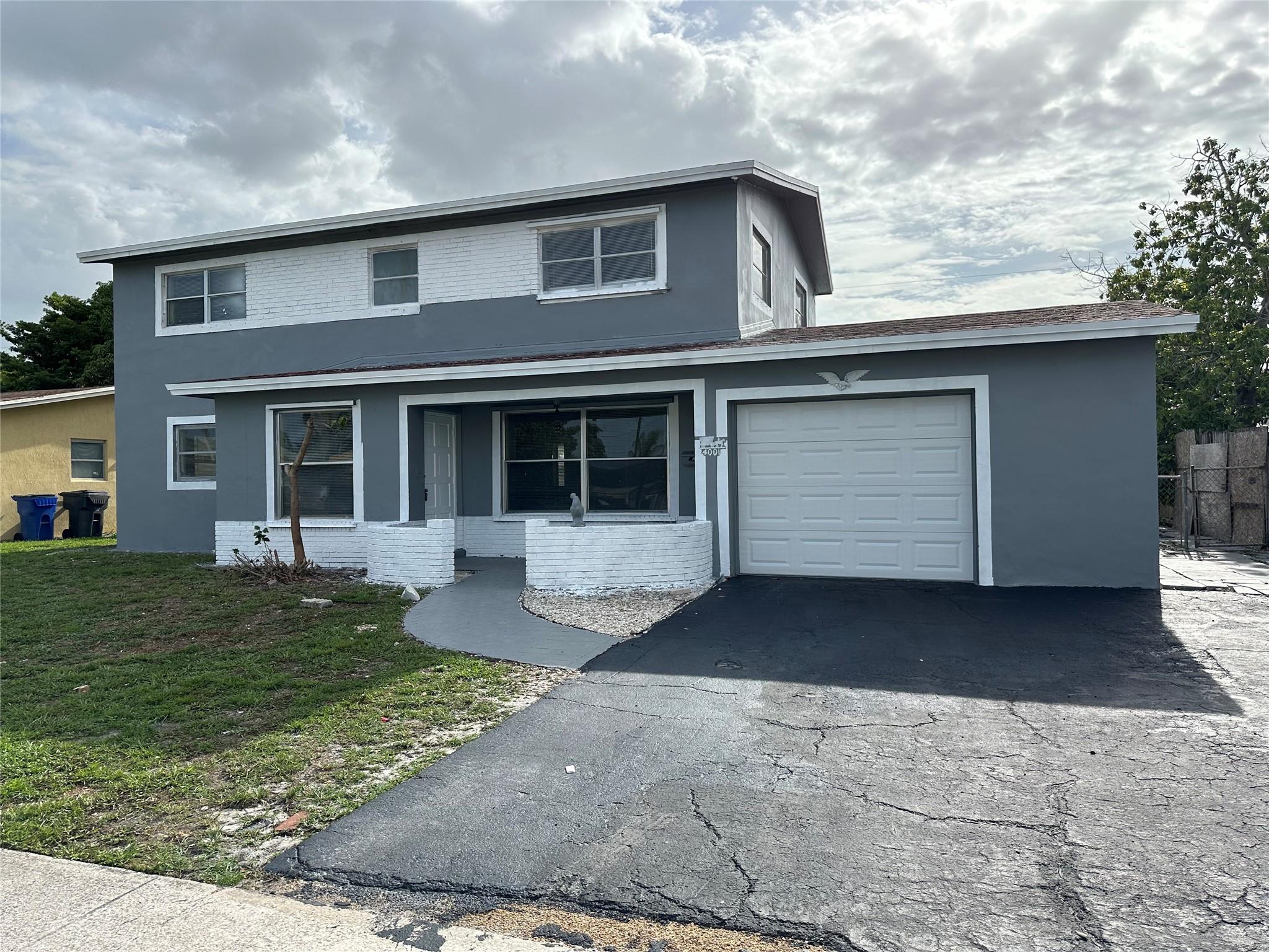 36th Ter, Lauderdale Lakes, FL 33309