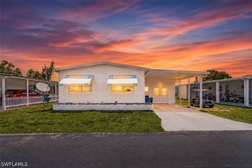653 Future Dr, NORTH FORT MYERS, FL, 33917-2374 | Card Image