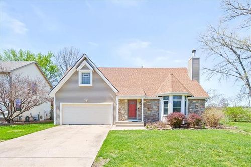 15410 Robinson St, Overland Park, KS, 66223-2844 | Card Image