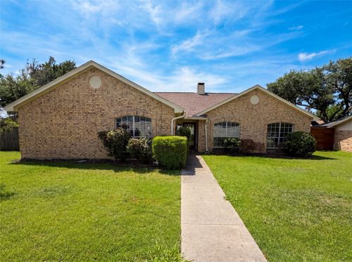 3701 Westminster Dr, Carrollton, TX, 75007-2630 | Card Image