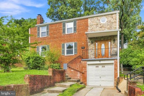 2420 59th Pl, CHEVERLY, MD, 20785-2918 | Card Image