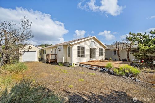 33406 H Pl, Ocean Park, WA, 98640-5490 | Card Image