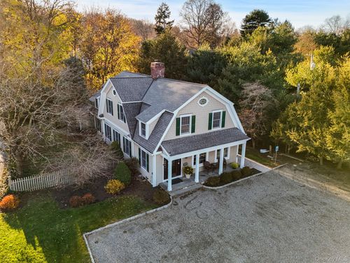 135 Bedford Rd, Katonah, NY, 10536-2130 | Card Image