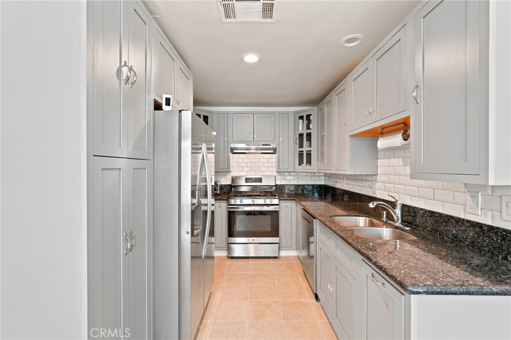 Residential in Long Beach 4