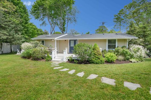 3 Kims Way, Oak Bluffs, MA, 02557-6991 | Card Image