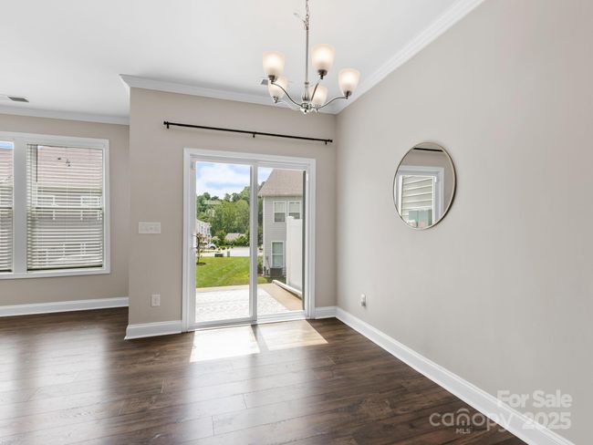 Dining Area | Image 13