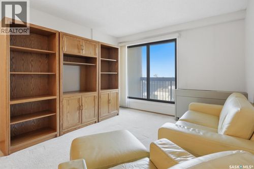 430 5th Ave N, Saskatoon, SK, S7K6Z2 | Card Image