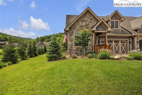 2-196 Whispering Streams Dr, Fleetwood, NC, 28626-8902 | Card Image