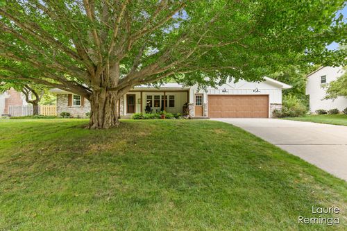 6565 Tanglewood Drive Se, Cascade Charter Township, MI, 49546 | Card Image