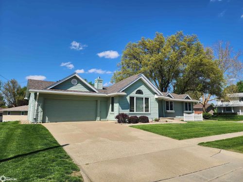 910 Linda Dr, Atlantic, IA, 50022-2729 | Card Image