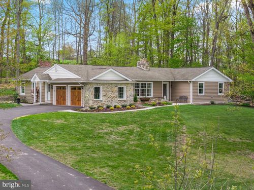 418 Church Rd, Hatfield, PA, 19440-1213 | Card Image