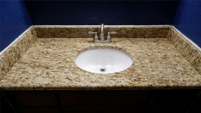 Granite countertops and brushed fixtures | Image 16