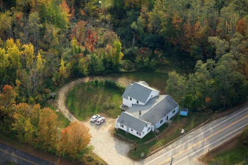 733 S Stark Hwy, Weare, NH, 03281-5031 | Card Image