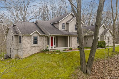 1520 Houghton Trl, Ortonville, MI, 48462-8402 | Card Image