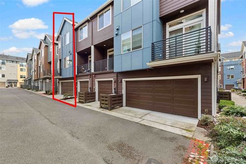 15729 Ne 14th Aly, Bellevue, WA, 98008-2719 | Card Image