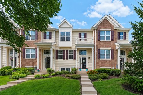 1634 Windward Dr, Pingree Grove, IL, 60140-2060 | Card Image