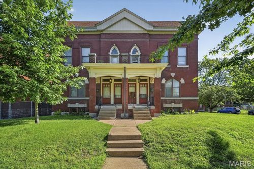 1f-2303-2305 Russell Blvd, Saint Louis, MO, 63104 | Card Image