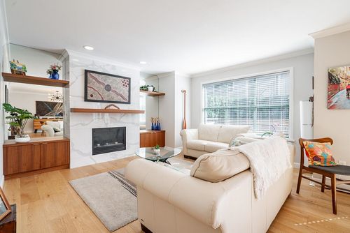11-229 E 8th Street, North Vancouver, BC, V7L1Y9 | Card Image
