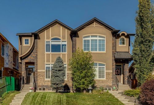 1128 17 Ave Nw, Calgary, AB, T2M0P6 | Card Image