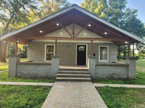 200 Cool Mist Ln, Batesville, AR, 72501-9065 | Card Image