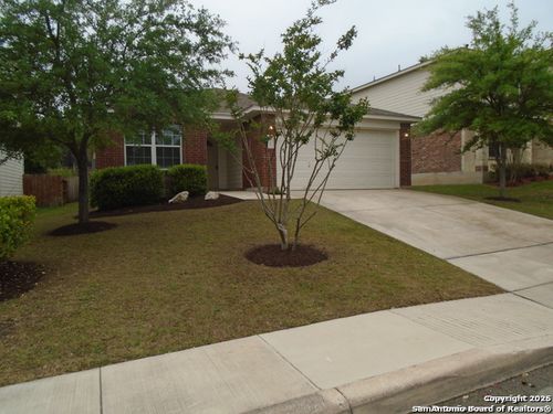 3815 Bennington Way, San Antonio, TX, 78261-2437 | Card Image