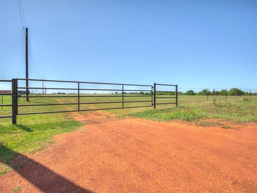 28616 N 2960 Rd, Cashion, OK, 73016-1777 | Card Image