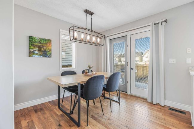 315 Elgin Place Se, Home with 2 bedrooms, 2 bathrooms and 2 parking in Calgary AB | Image 11