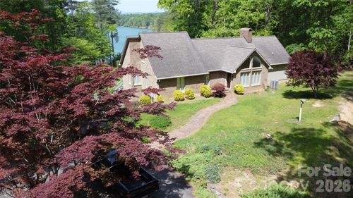 240 Goshen Ter, Wilkesboro, NC, 28697-9477 | Card Image