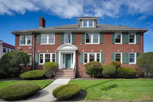 1-71 Church St, Winchester, MA, 01890-2526 | Card Image