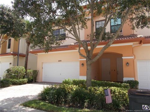 6695 Se Woodmill Pond Ln, Stuart, FL, 34997-8707 | Card Image