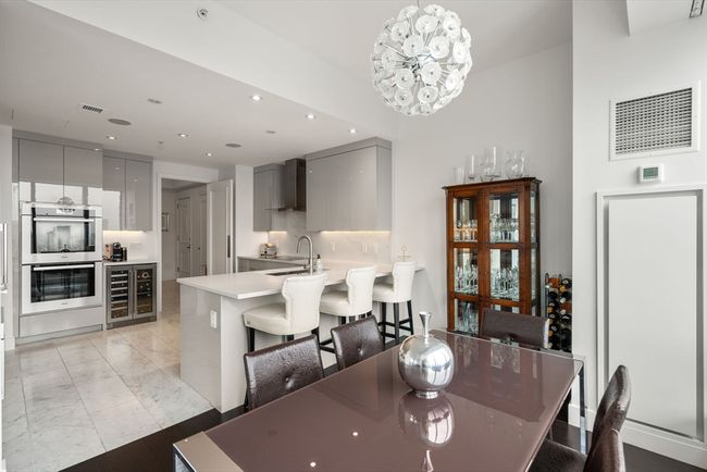 PH2B - 1 Avery St, Condo with 3 bedrooms, 5 bathrooms and null parking in Boston MA | Image 14