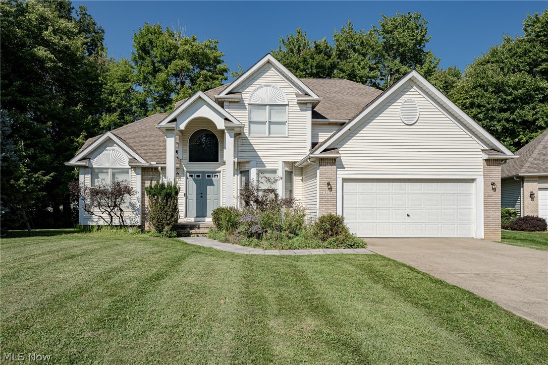 323 Manchester Court, Sold in Richmond Heights Zoocasa