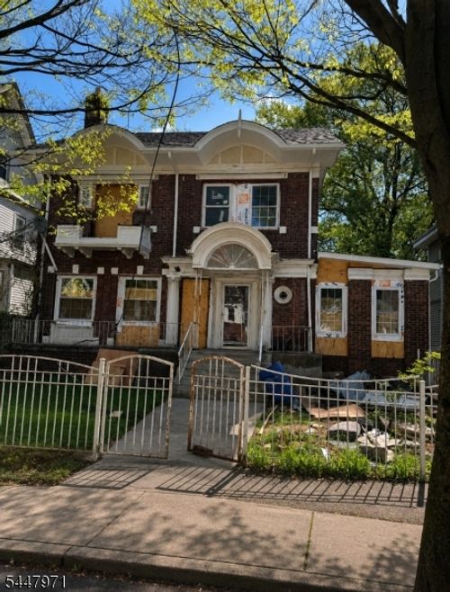 860 S 13th St, Newark, NJ, 07108-1316 | Card Image