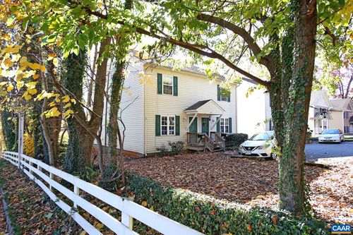 b-202 Stribling Ave, CHARLOTTESVILLE, VA, 22903-2901 | Card Image